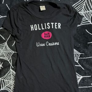hollister tee 🖤